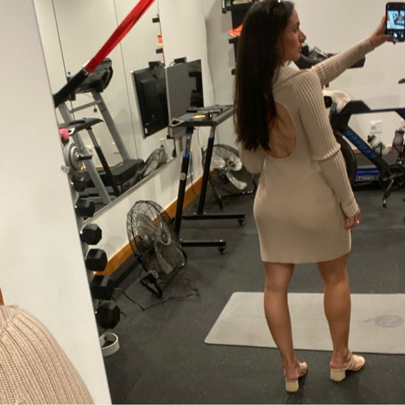 NWOT Open back LPA button down sweater dress naolin size XS - Picture 6 of 8